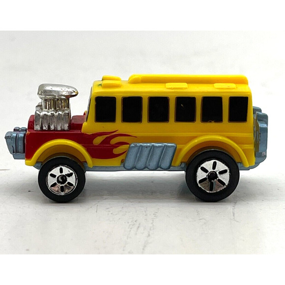 Maisto Tonka Hasbro 2007 Skool Bust Yellow with Red Flames Vehicle Model Toy - Picture 3 of 10